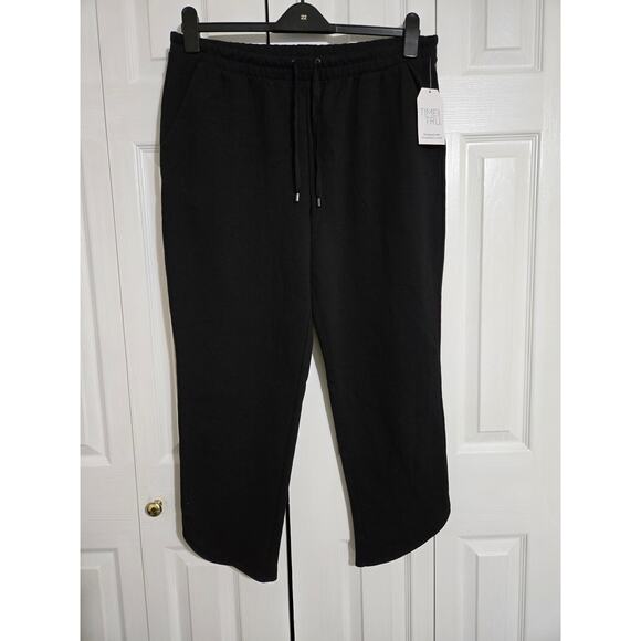 Time and tru large women's black cropped sweatpants new with tags - Picture 1 of 11